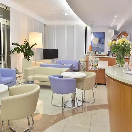 Meublè Nazionale Hotel 4*