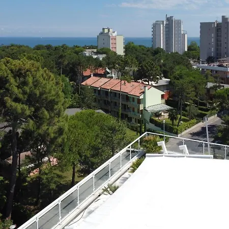 Meublè Nazionale Hotel 4*