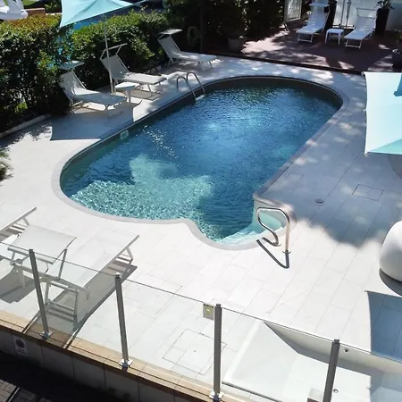 Meublè Nazionale 4*