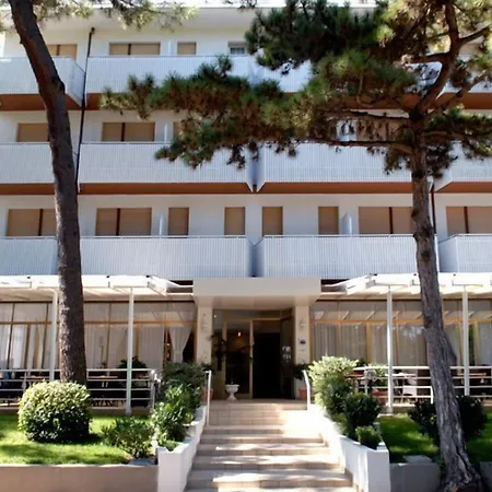 Meublè Nazionale 4*