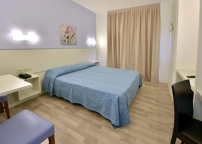 Meuble Nazionale Ξενοδοχείο 4*