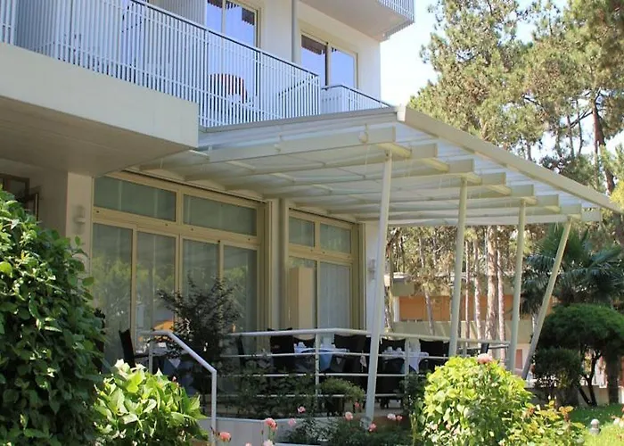 Meuble Nazionale Ξενοδοχείο 4*