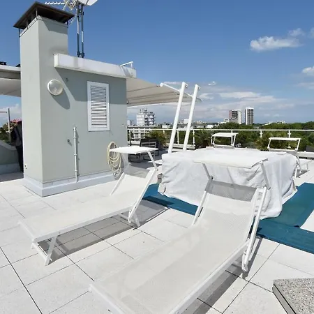 Meuble Nazionale 4* لينانو سابيادورو