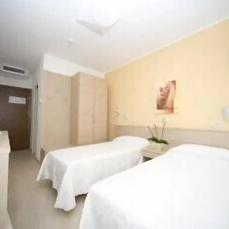 Meublè Nazionale Hotel