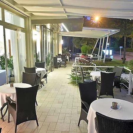 Meuble Nazionale Hotel