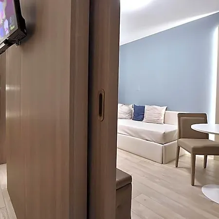 Meuble Nazionale 4*
