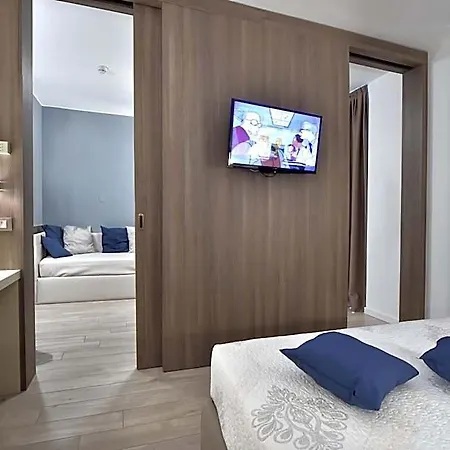 Meuble Nazionale 4*