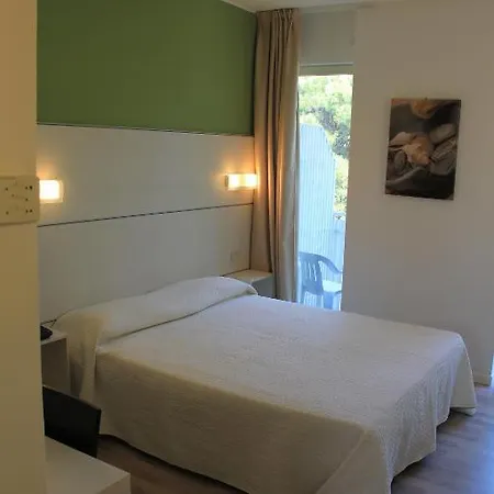 Meuble Nazionale فندق لينانو سابيادورو