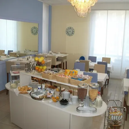 Meuble Nazionale 4* Lignano Sabbiadoro