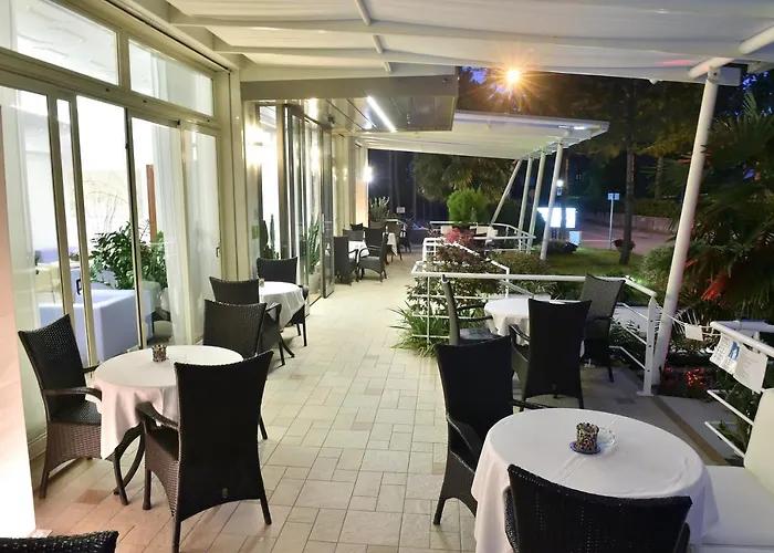 Meuble Nazionale Otel Lignano Sabbiadoro