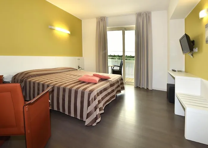 Meuble Nazionale 4*
