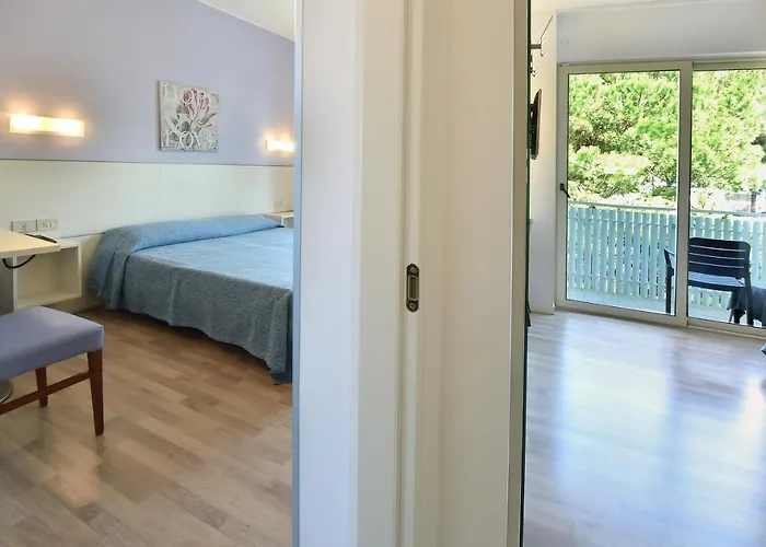 ホテル Meuble Nazionale リニャーノ・サッビアドーロ